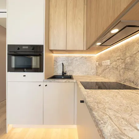 Under Castle Near Danube Apartment Pressburg